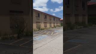 Abandoned motel and sports bar in Amarillo TX
