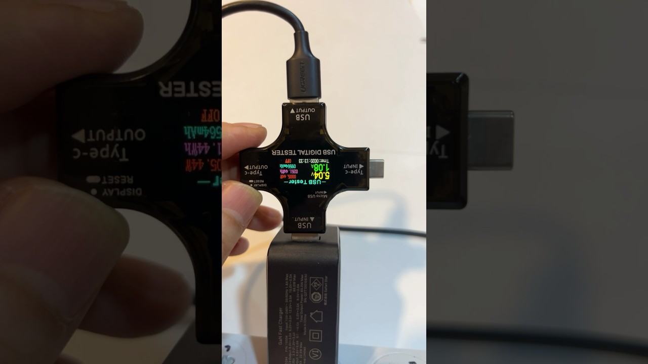ตัววัดกระแสไฟรุ่นนี้ ✨กลับหัวตัวเลขได้นะ 😯 #ตัววัดกระแสไฟ #usbmeter #วัดไฟยูเอสบี #pantip #พกพา