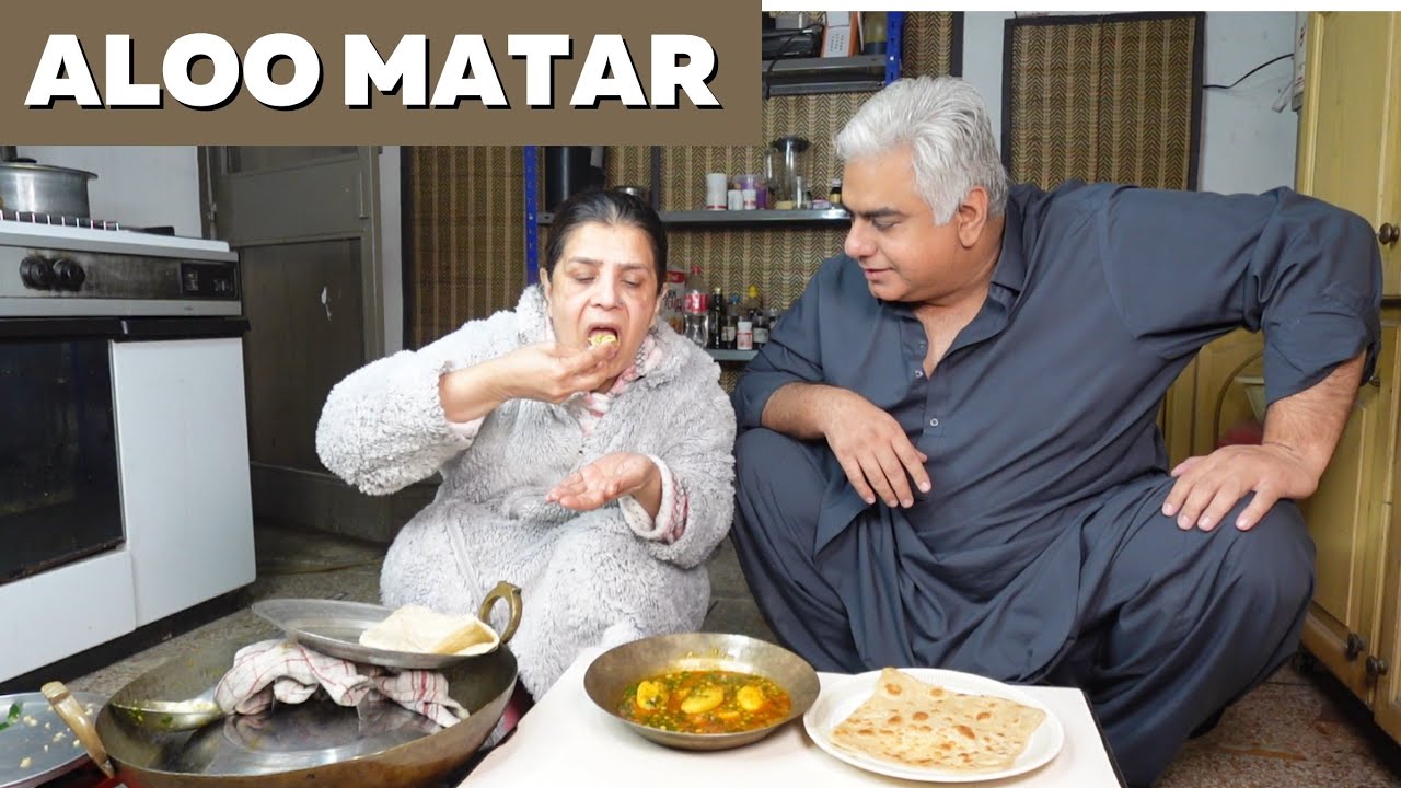 Aloo Matar Salan And Roti Making |  Potato Pea Recipe | Bread Making | Vegetable Recipe