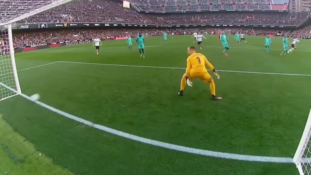 Highlights Valencia CF vs FC Barcelona ( 2 0 ) YouTube Highlights Valencia CF vs FC Barcelona ( 2 0 ) YouTube