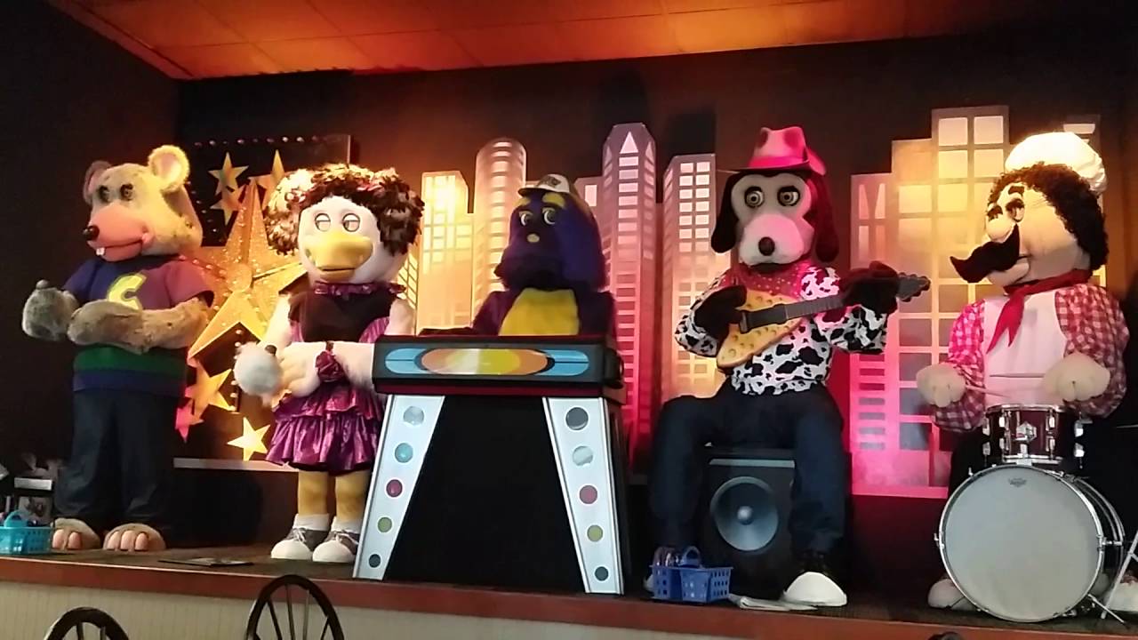 Freaky Animatronics At Chuck E Cheeses Youtube