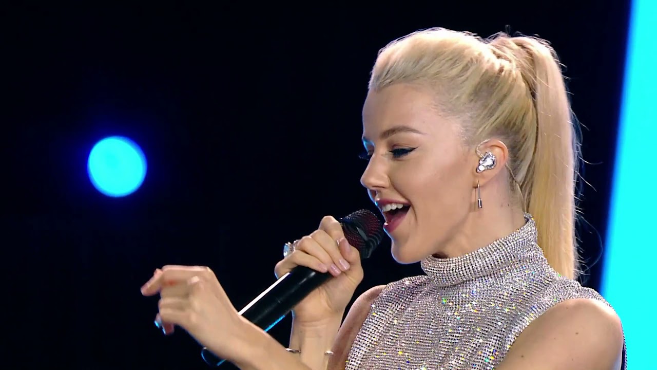 Юлианна Караулова, Соня Фоменко, Сергей Филин - Тем, кто рядом