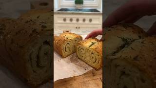 Garlic Parmesan Crescent Roll Loaf
