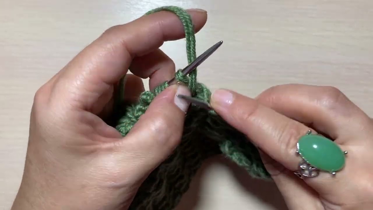 Без заморочек! ВЯЖИТЕ ТОЛЬКО ЛИЦЕВЫМИ! UNGEWÖHNLICHE STRICKTECHNIK! Wiederholen Sie nur 1 Reihe