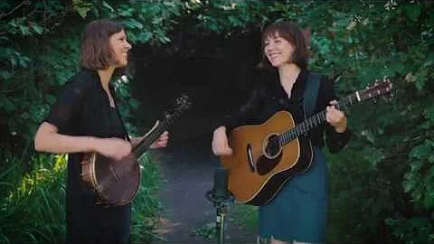 Molly Tuttle and Allison de Groot  -Bregottlten & ...