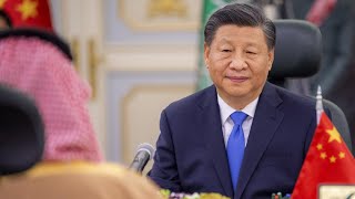 Chinas Xi Strikes Deals With Saudi Royals During milestone Visit  France 24 English