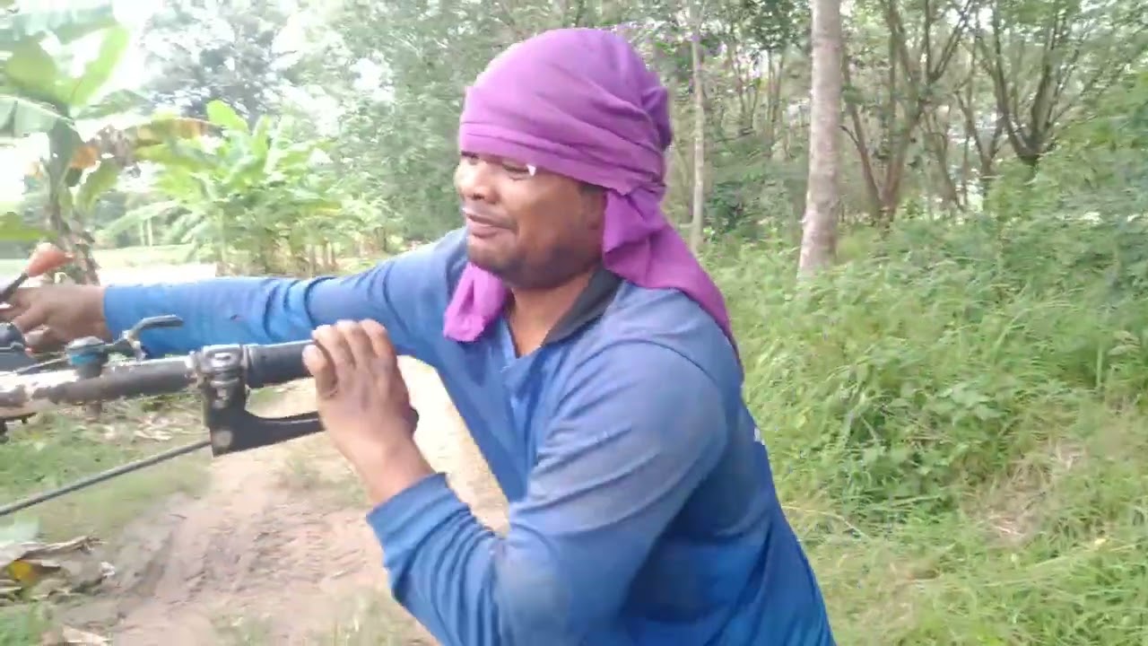 ยกร่องปลูกมันครับการยกร่องใช้รถไถหลายคันพร้อมกัน#ทีมงานพวกไม่มีสมอง