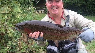 Gavin Hurley fly fishes Southern England's Avington Trout Fishery...