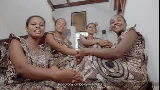 SALAKADY VOL3 SALAKADY   JESOSY NAHA KARATY Vol3 Clip Officiel