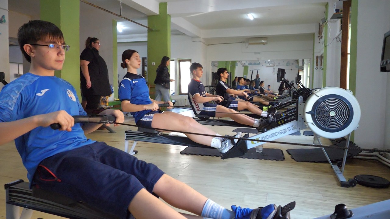 CAMPIONATUL NAȚIONAL DE ERGOMETRU ADUCE ELITA SPORTULUI LA CĂLĂRAȘI JUNIORII CANOTAJULUI ROMÂNESC, G