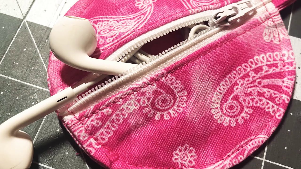 Серия Craft Fair 2019 — Чехлы для наушников — Идея №45