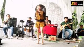 Hidup Diantara Dua Cinta || Lena Chibuy Cover