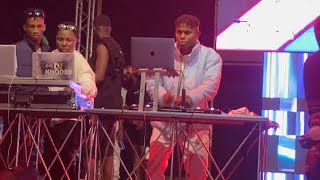 WATCH AS DJ YK MULE PERFORMED MAGIC AT SMALL DOCTOR OMO BETTER CONCERT Resimi