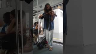 Arte no trem: Violino