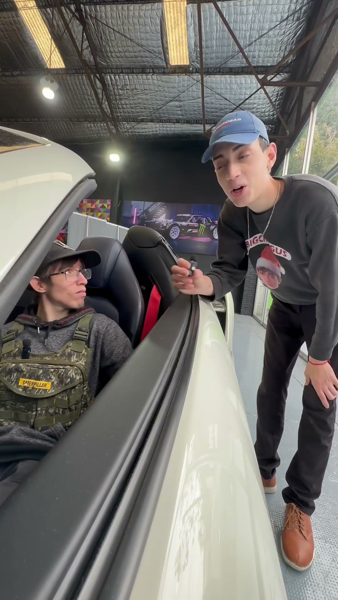 Me gusta tu auto ¿a qué te dedicas? ?