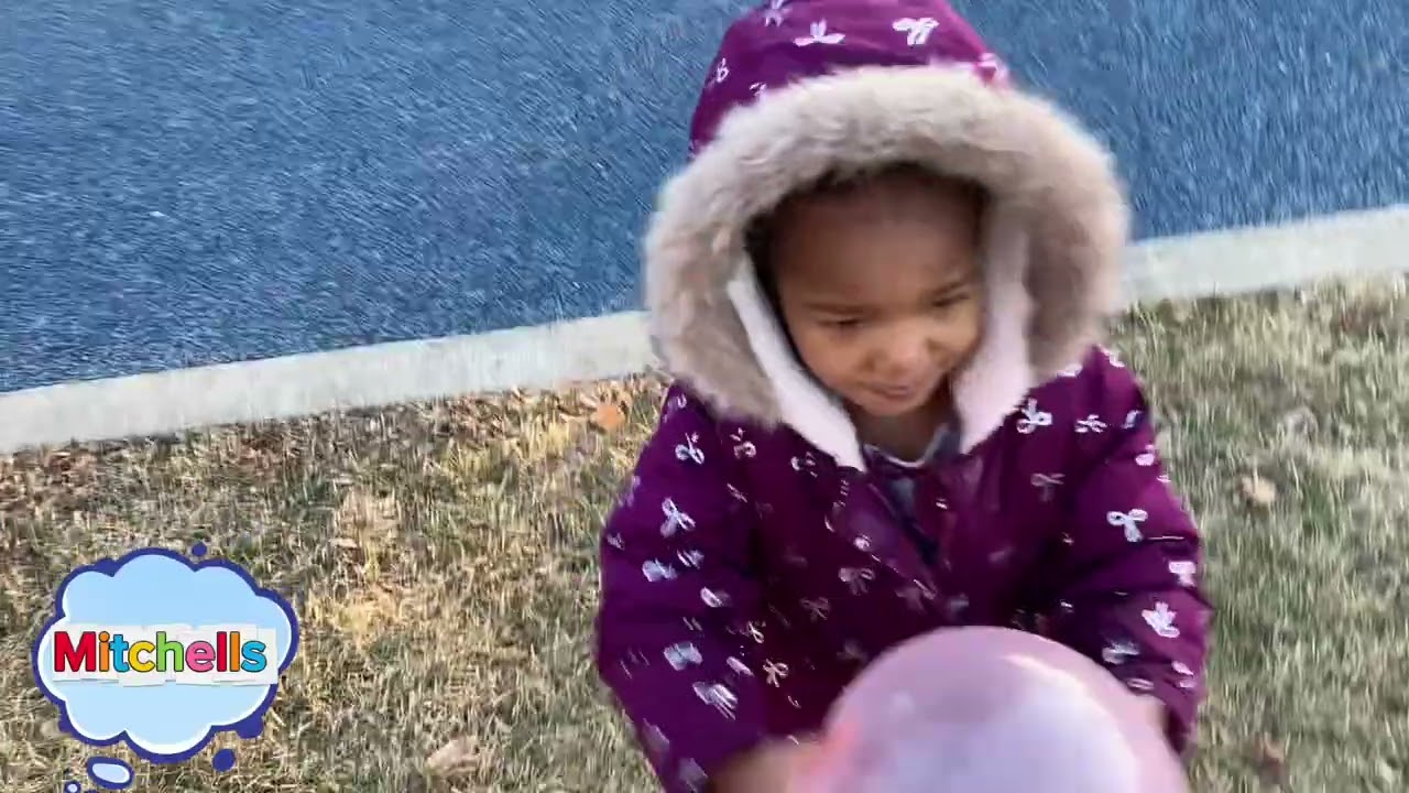 Playing with our TINY WUBBLE ball at the park #park 