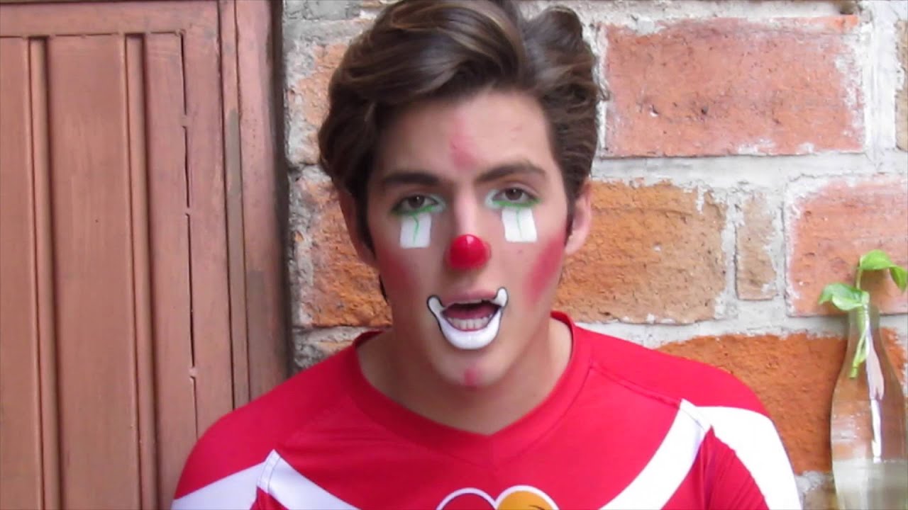 Wapayasos Y Horripicosos No Debia Video Lyric