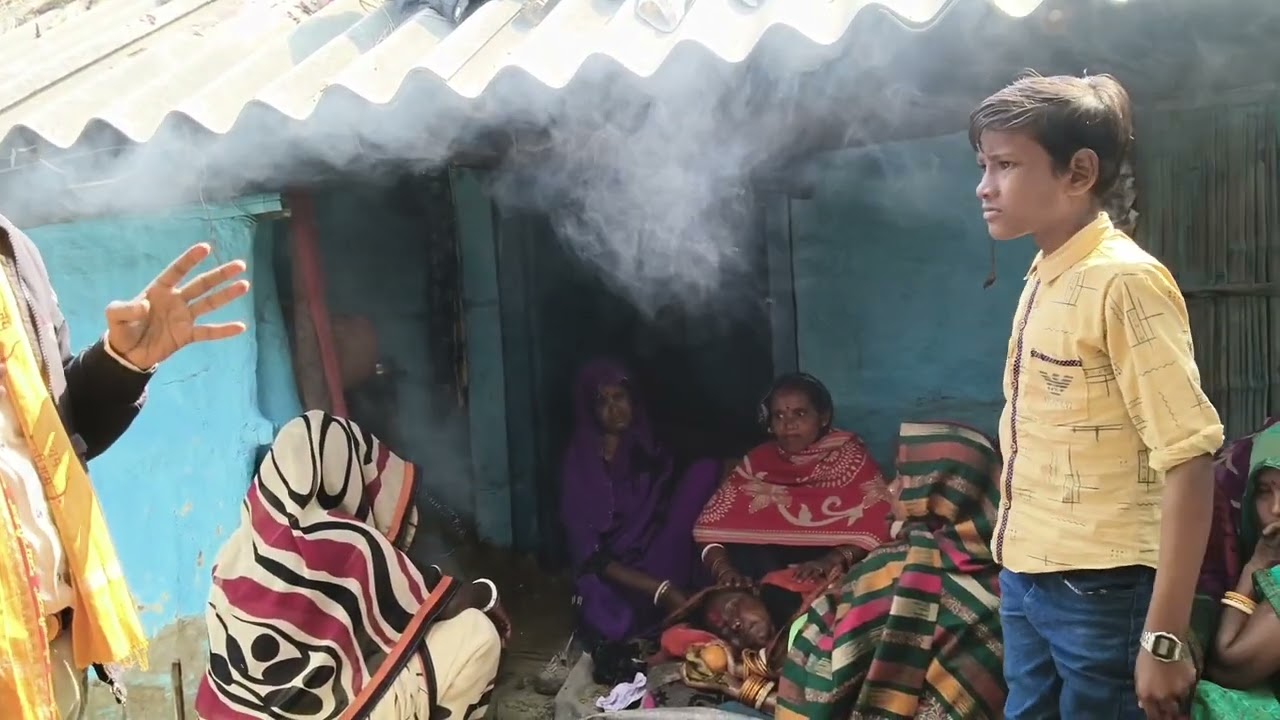 रामबाबू महतो जी का मां जी हम लोग को बीच नहीं रहा भगवान से विनती और प्रार्थना करता हूं उनका सुख शांति