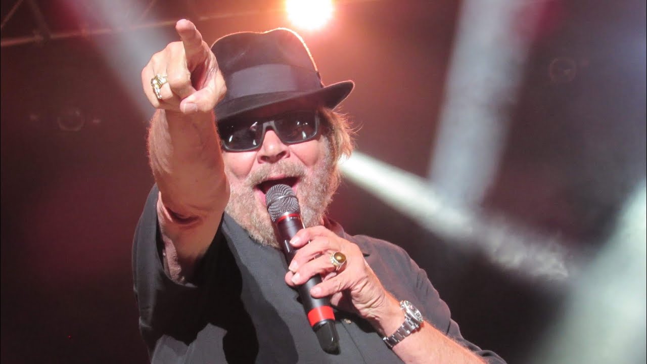 Hank Williams Jr - Walk This Way & Family Tradition LIVE in Huntsville, Alabama 7/9/22