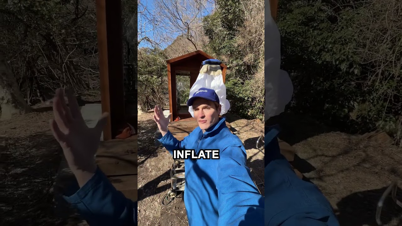 Japanese Light Tower Inflates in Seconds