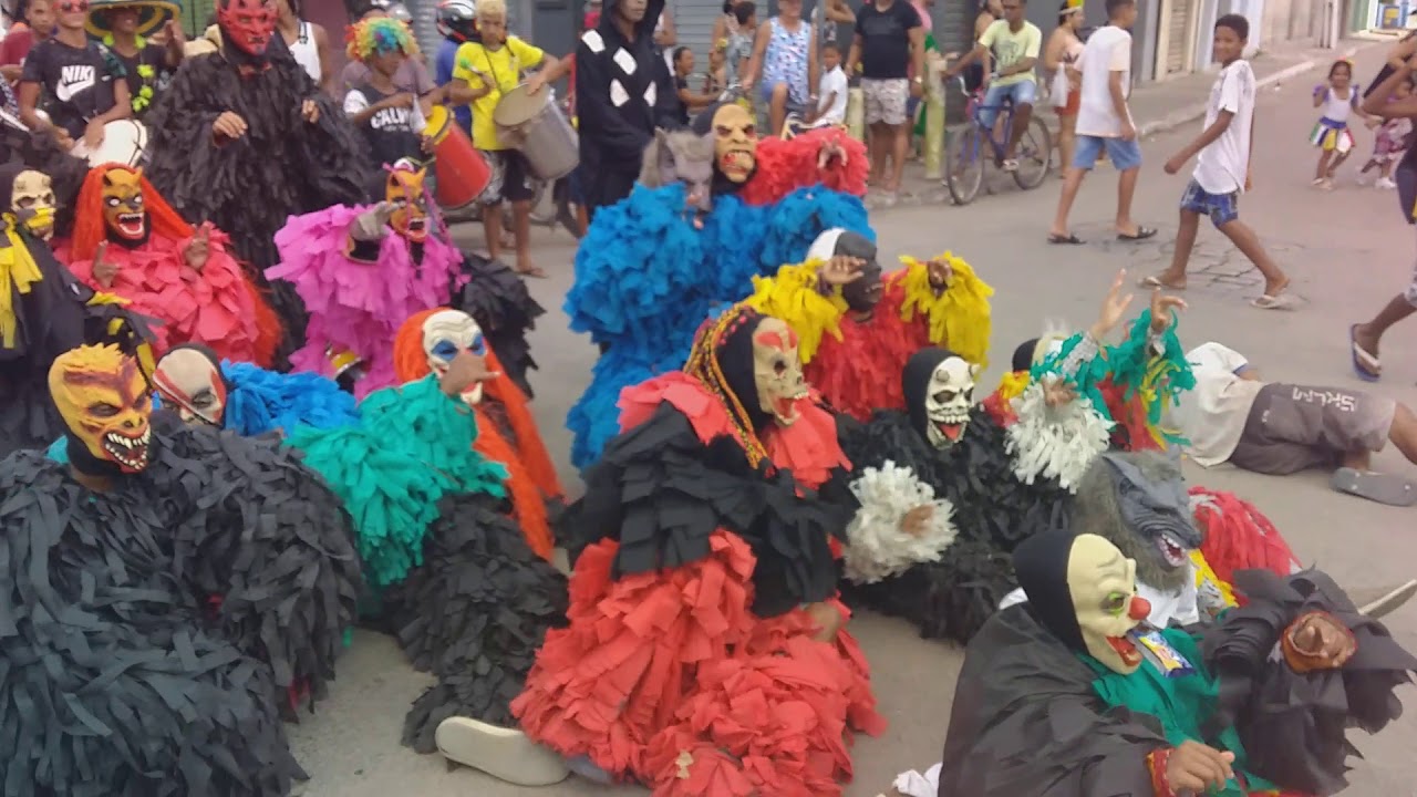 Lá  URSA  EM BARREIROS-PE  24/02/20