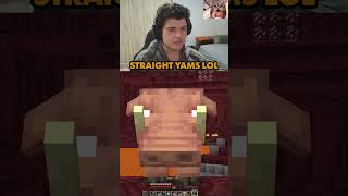 why is he doing that #minecraft #minecraftmemes #shorts