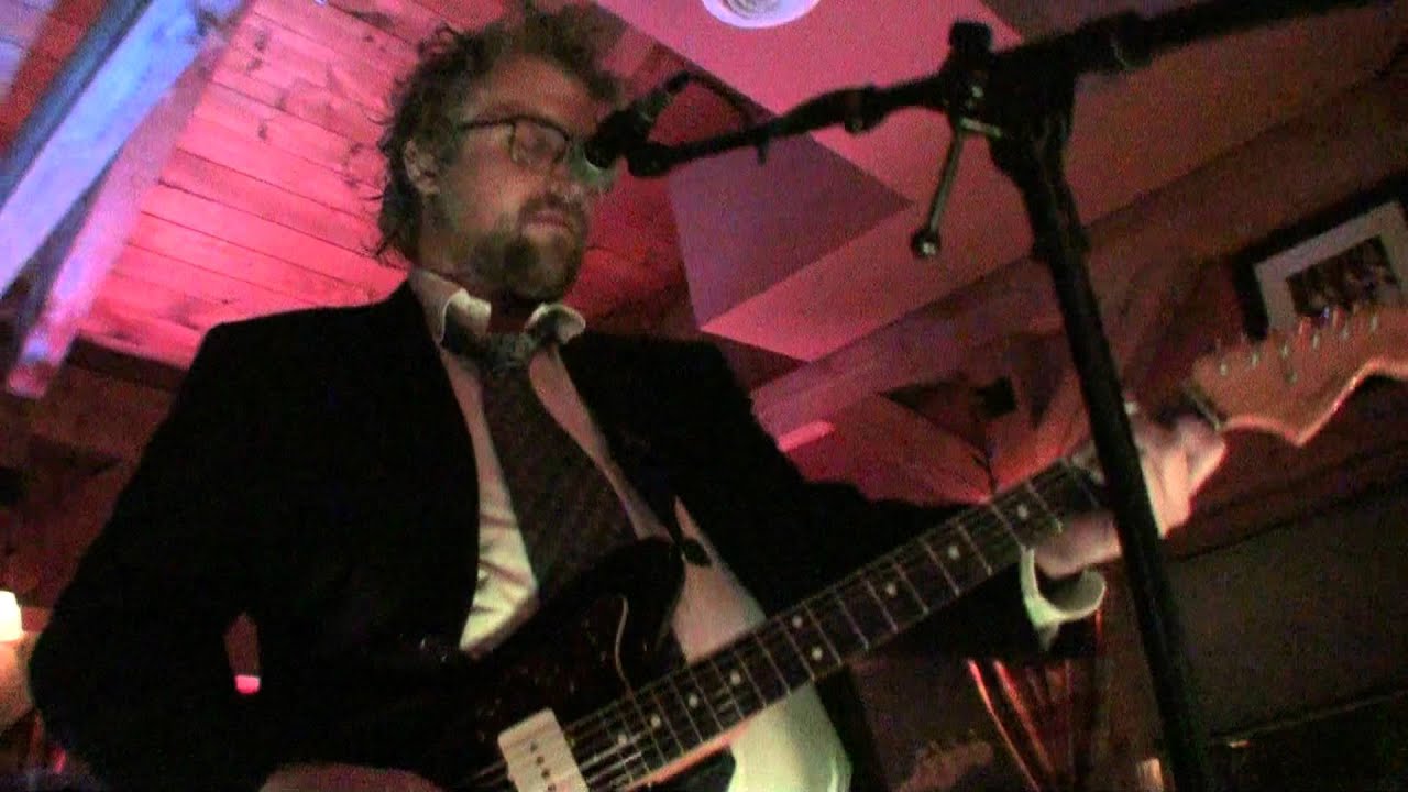 Free Henry @ Water Street Landing Lewiston, NY 10/28/2011 6 of 16