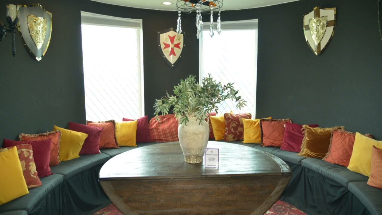 Hill Country Limo & Wine Tours: Luxury Chauffeur for Private Fredericksburg Experiences