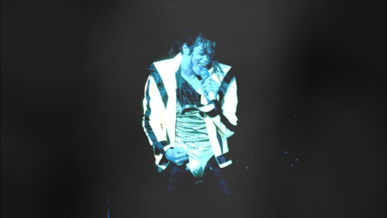 Michael Jackson: Thriller - Live At Quito, Ecuador - 1994 ( Fan-made )