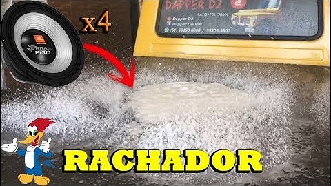 4 Tornados 2200 jogando água pra cima - Tocando Rachador - Grave Absurdo