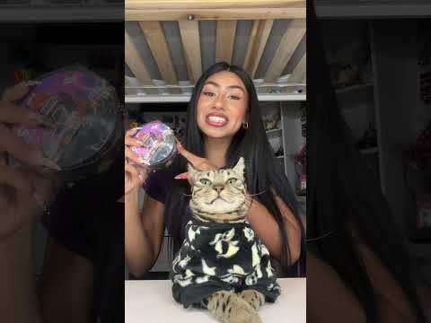 UNBOXING HALLOWEEN SQUISHY’S🎃 💜 We got a secret!! #fypage #viral #fyp #blowthisup? #viralvideo