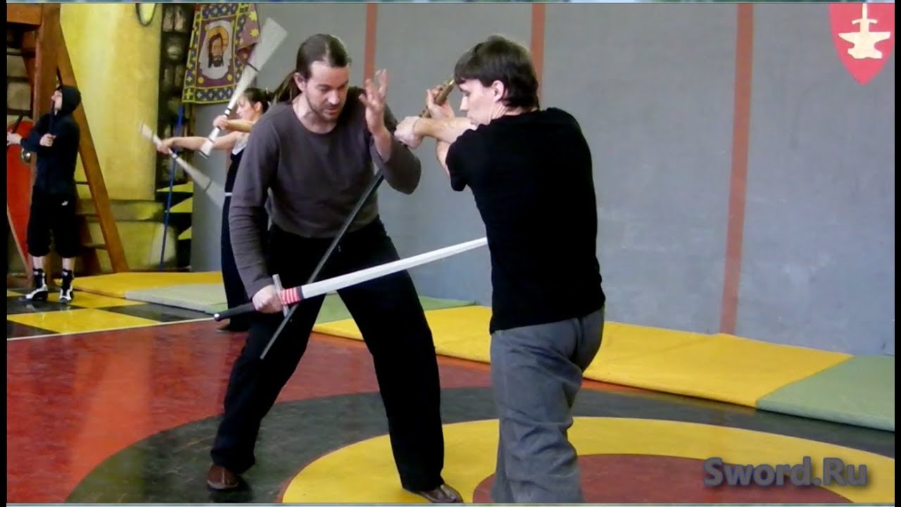 Longsword trap hands 01
