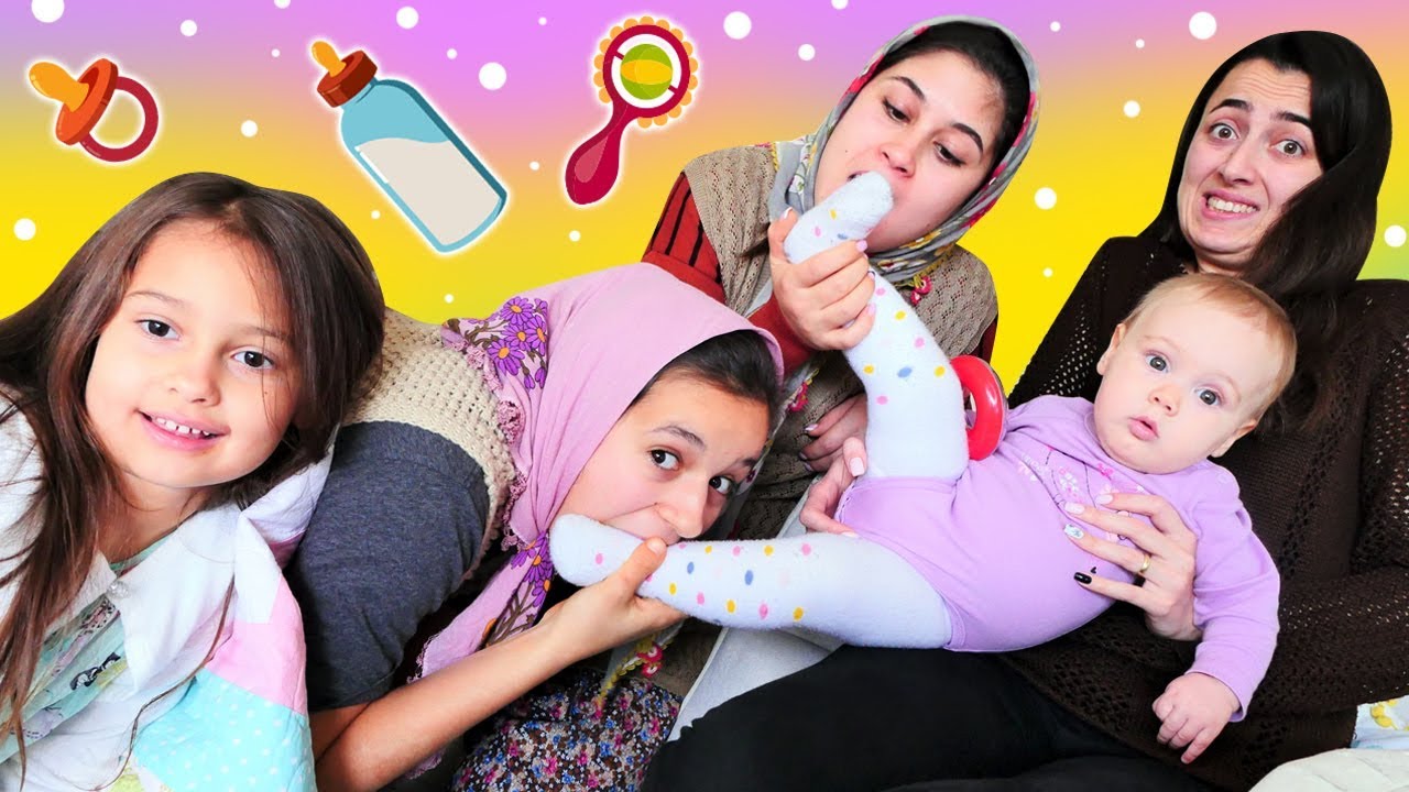 Fındık Ailesi komşu bebeğine bakmak için  ziyarete gidiyor