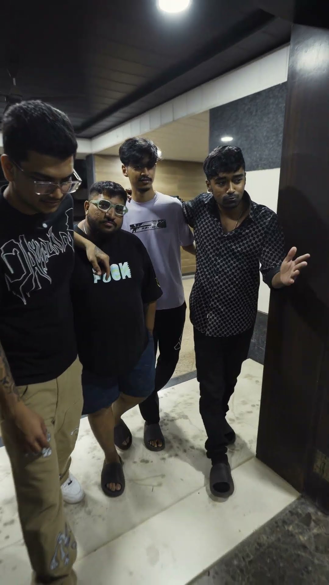 LOYAL LADKI MIL GAAYI PASHA KO??? #ipl #rcb  #neyoogaming #shortsfeed #gaming #neyooreaction