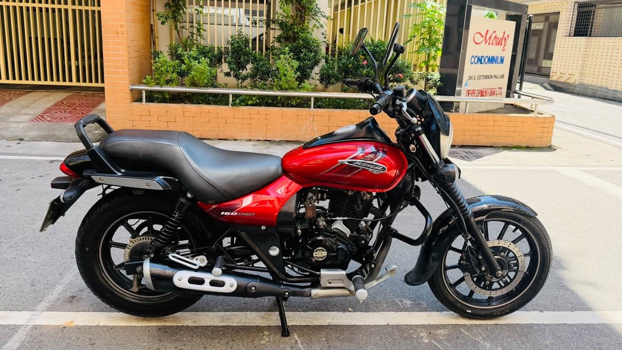 Bajaj Avenger 160 Street 2021 Red