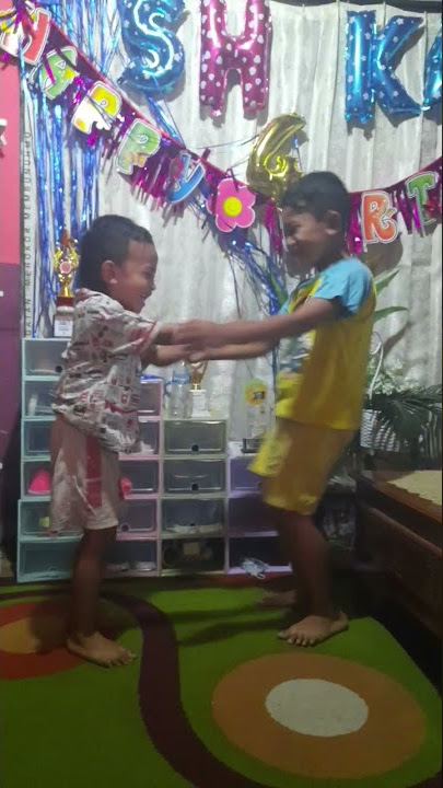 goyang engkol  #goyangtiktok #goyangengkol #bocilff
