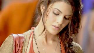 JACQUELINE FERNANDES PICTURES COLLECTION SLIDESHOW