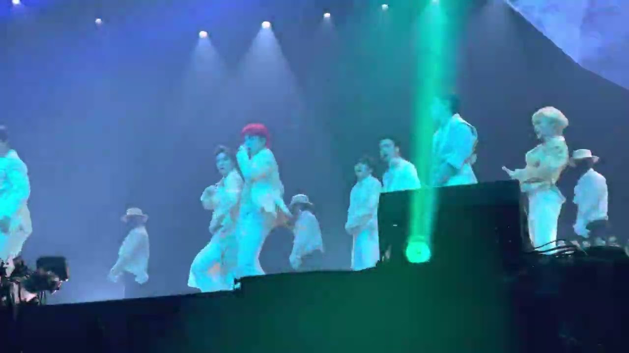 ATEEZ (에이티즈) in Atlanta “Hala Hala”