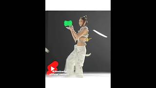 Jennie Dancing On Lisa Money Song