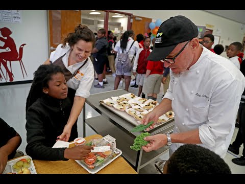 Celebrity Chef Michael Schwartz brings healthy food to Broward