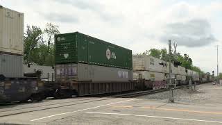 NORFOLK SOUTHERN GE AC44C6M Northbound Intermodal Container Train