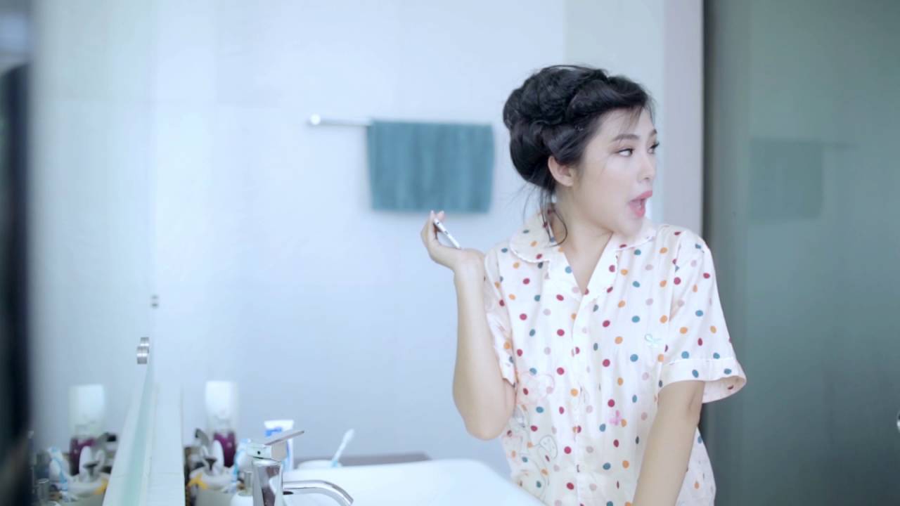 Con gái vô Toilet làm gì? Ginô Tống,Trương Quý Nhi - YouTube