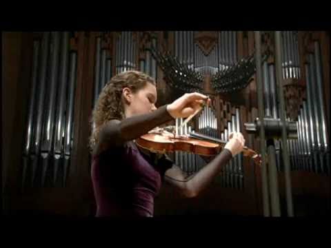 The Berliner Philharmoniker and Hilary Hahn in Tok...