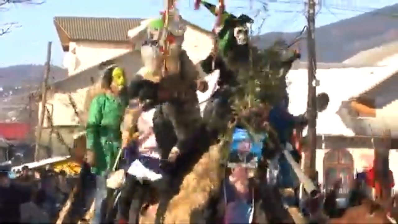 Ursari Pipirig 2012 , capra de la Pipirig 