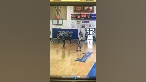 SGSC Hawks Tyrone Sam dunks