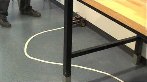 Line Following Robots (2010) Part 2 of 3 - UOIT ENGR 4320U: Advanced Mechatronics