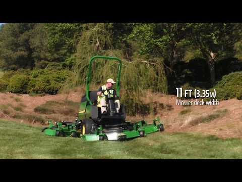 Wide-Area Mower in Small Spaces | John Deere 1600 Turbo Series III