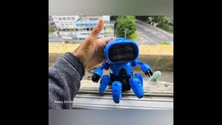 👍Robot Magic 天外來客 陪獨居長者(GROK AI Apps.)