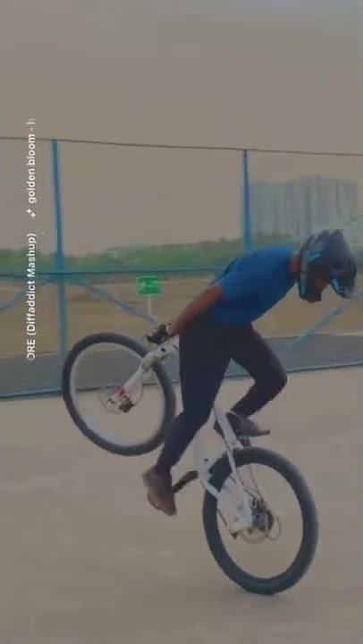 Na na na🥵 #cyclist #bikestatus #freestyle