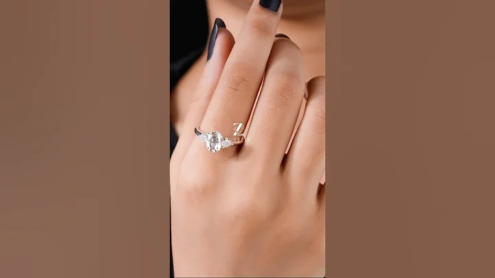 This 1.7CT Oval Moissanite Ring 💍 from Zuvelio.  #trending #reels #shorts #diamond #viralvideo #new